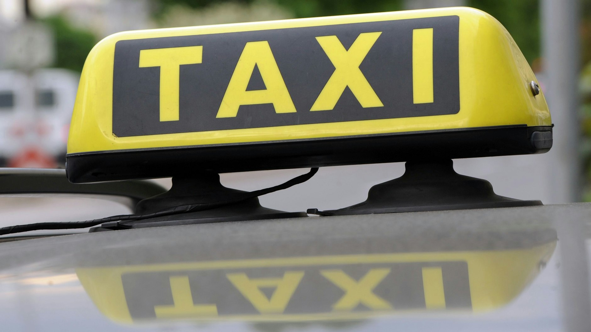 Ein neues Gesetz sieht veränderte Regeln für Taxifahrten vor. Vor allem Anruf-Sammeltaxis profitieren davon.