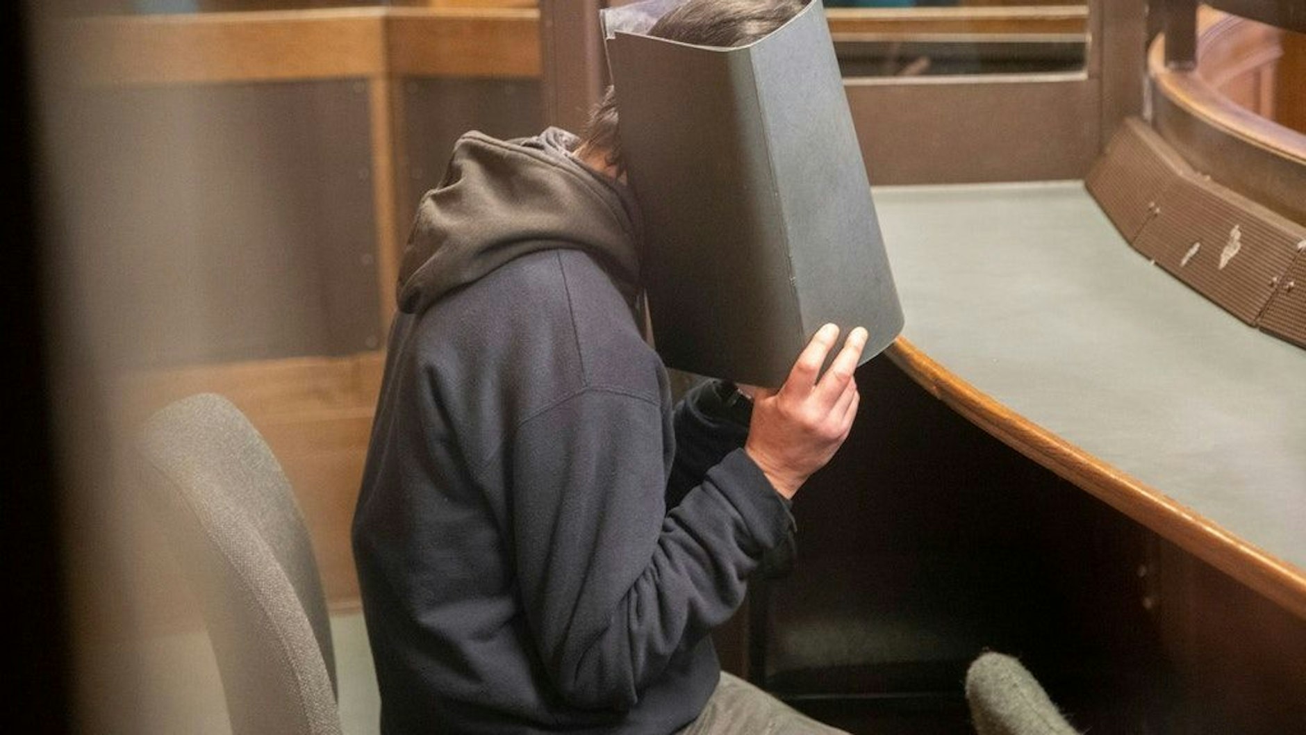 Der Angeklagte Bekim H. vor Gericht.