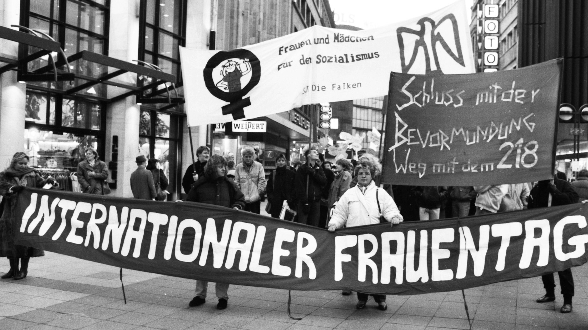 Feministischer Kampf seit über hundert Jahren, hier im März 1988 in Düsseldorf.