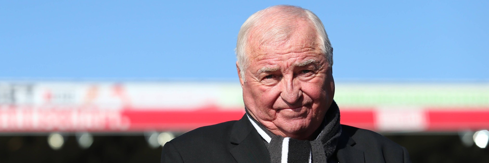Findet es schade, dass das Stadtderby am Sonntag in der Alten Försterei erneut ohne Fans stattfinden muss: Boxtrainer Ulli Wegner.<br>