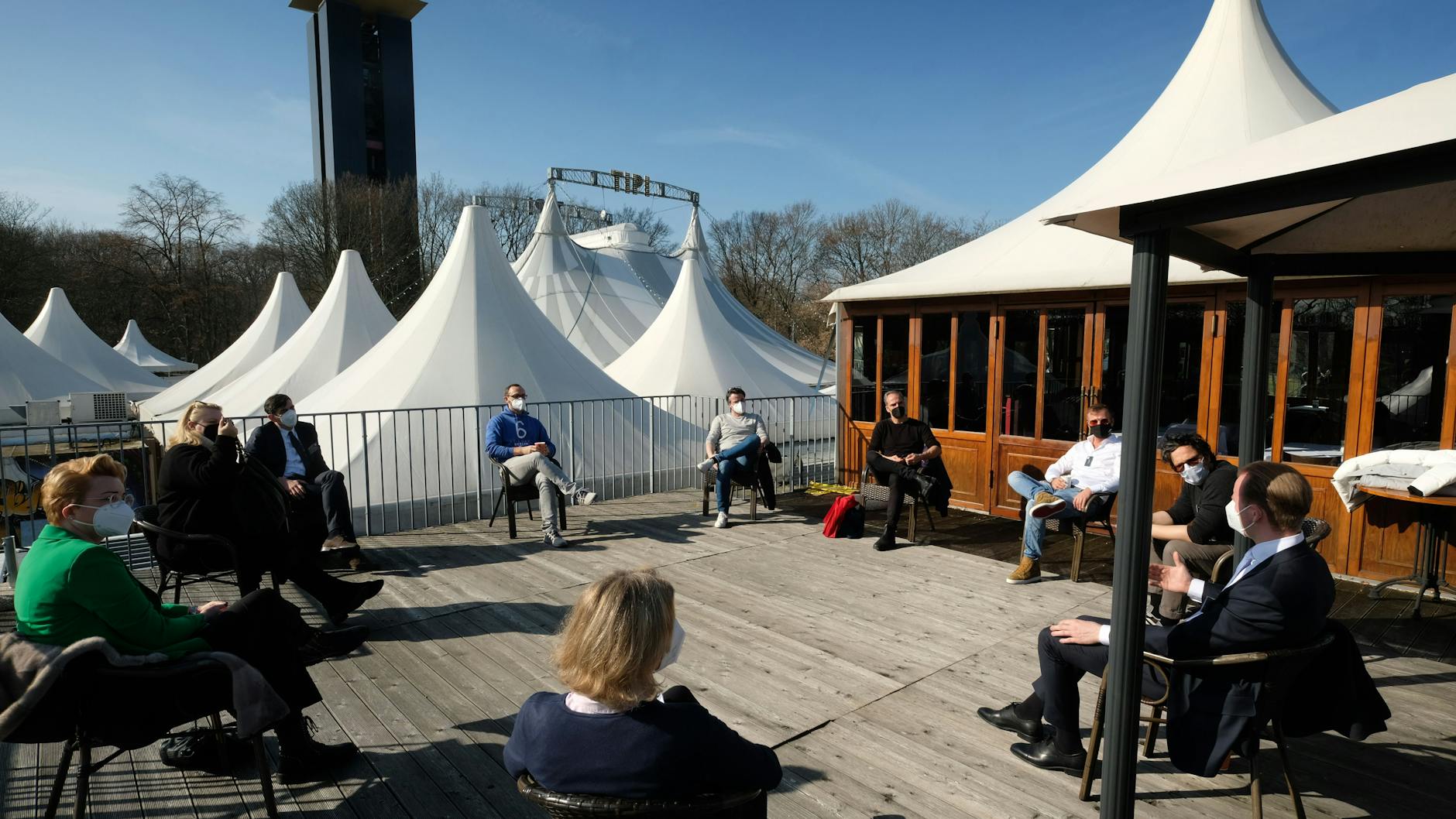 Im Tipi am Kanzleramt fand am Mittwoch ein Netzwerk-Treffen statt.<br>