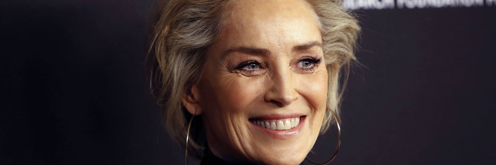 Laut der 63-Jährigen wurde Sharon Stone von ihrem Vater Joseph körperlich schwer misshandelt.