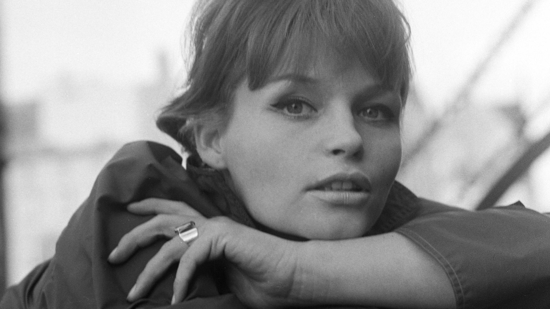 Angelica Domröse im Jahr 1963, da war sie schon durch Filme wie „Verwirrung der Liebe“ (Regie: Slatan Dudow) und „Wenn du zu mir hältst“ (Hans-Erich Korbschmitt) bekannt.