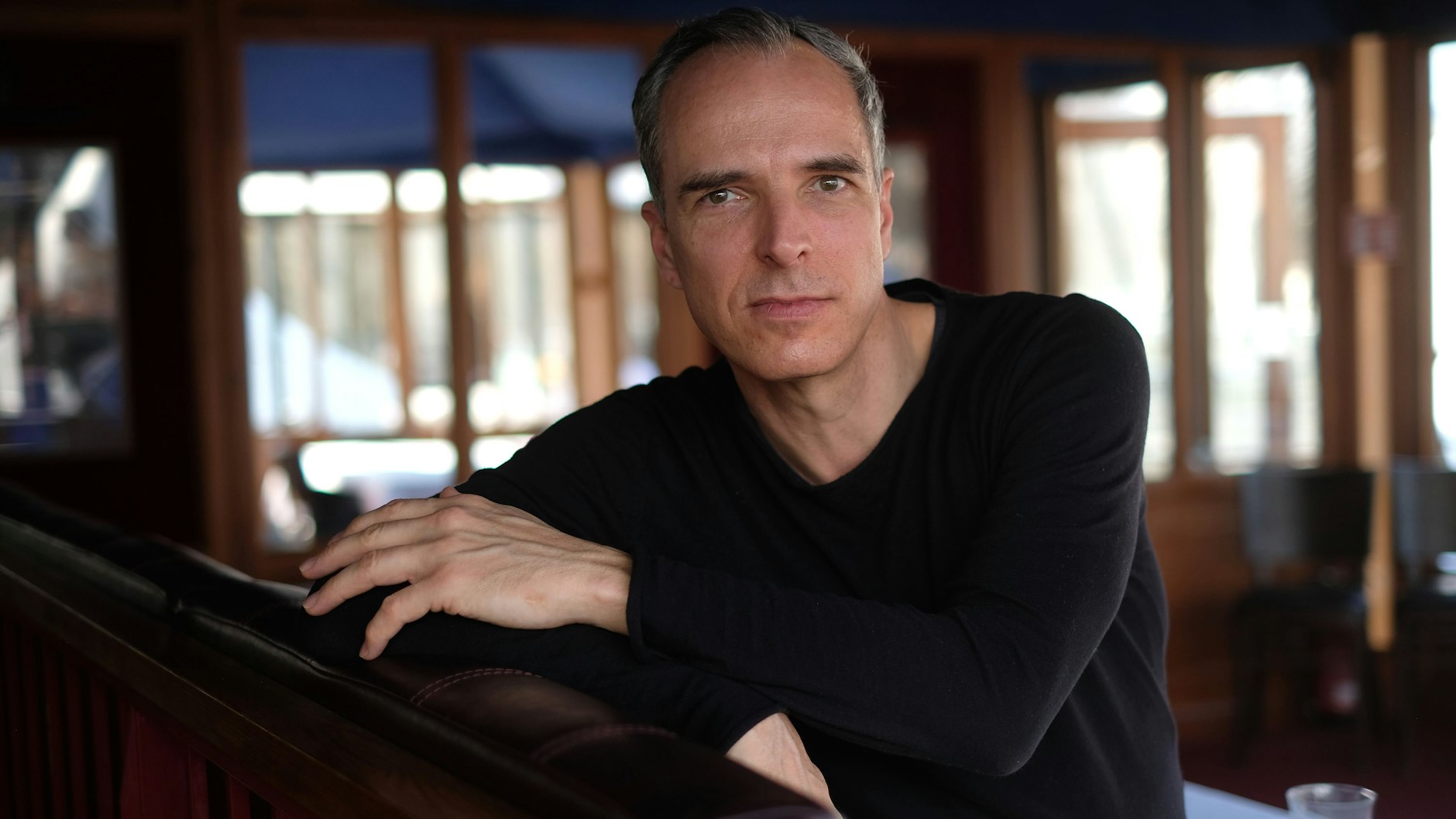 Alexander Wolf hat das Netzwerk „AusserGewöhnlich Berlin“ gegründet.