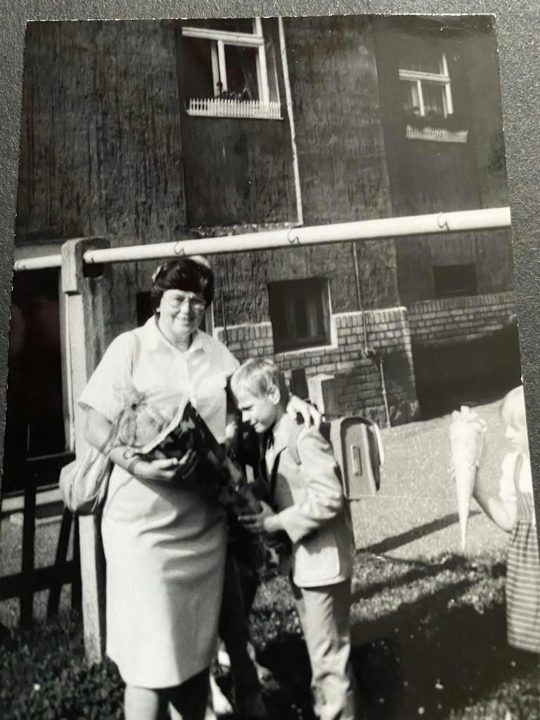 Sören Kittel mit seiner Oma Edelgard.<br>