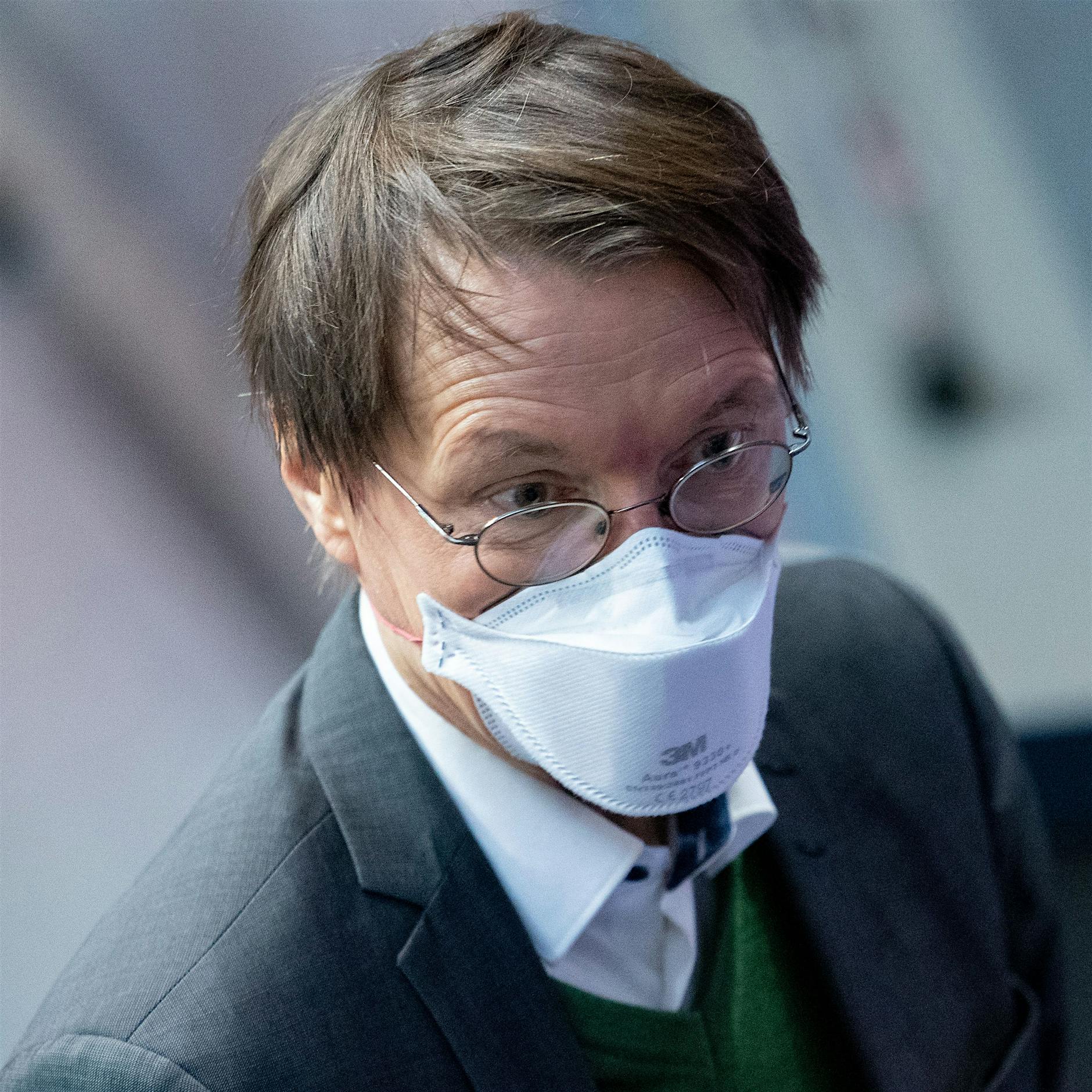 Lauterbach: „Testen statt Lockdown ist wie Abnehmen durch Essen“