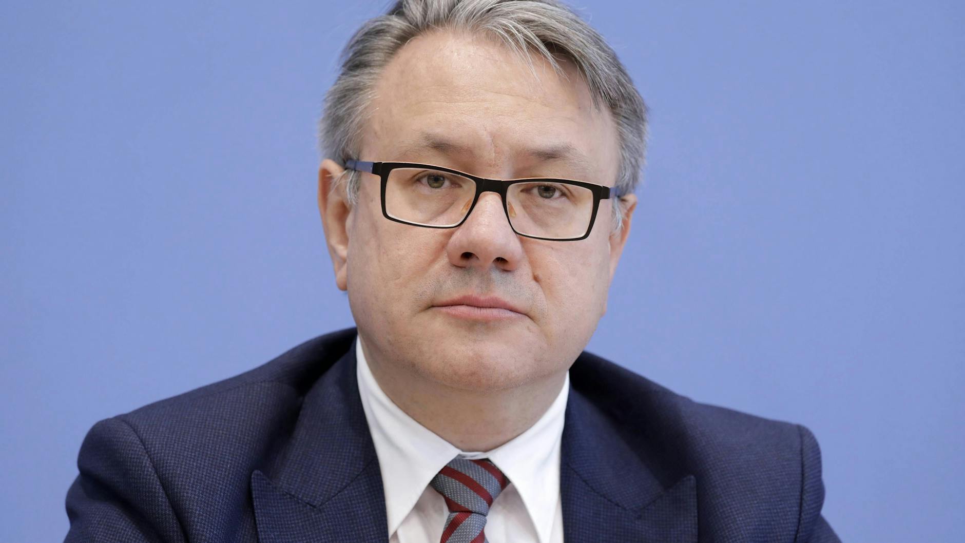 Unions-Fraktionsvize Georg Nüßlein (CSU) zieht sich nach dem Masken-Skandal aus der Politik zurück.