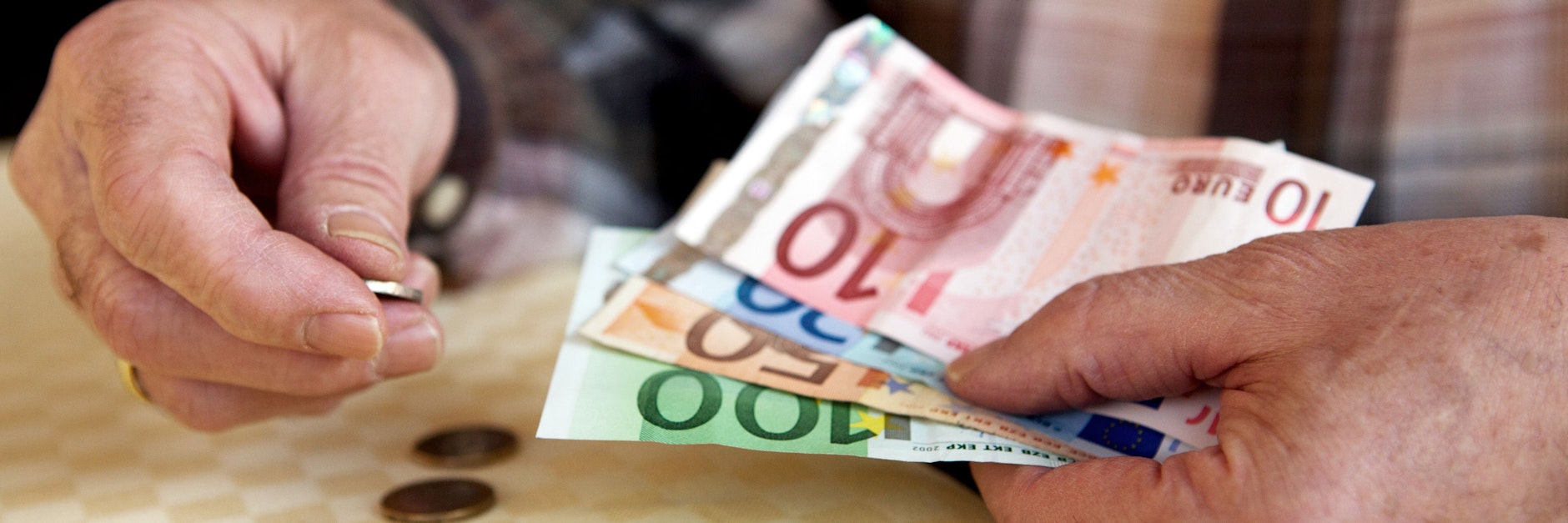 Olaf Scholz will den Mindestlohn erhöhen.