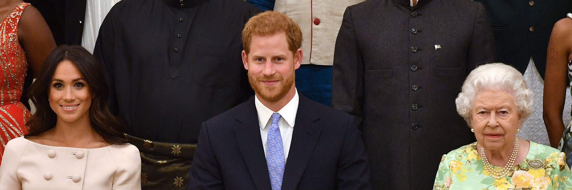 Hier waren sie noch ein Herz und eine Seele: Meghan, Harry und die Queen.