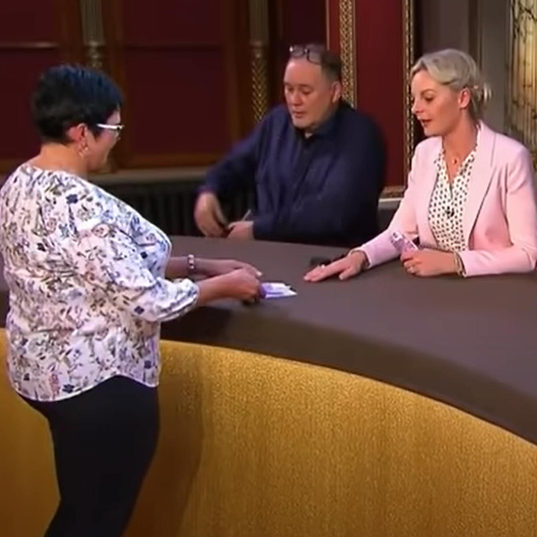 Absolute Sensation bei „Bares für Rares“: Dieser Rekord-Verkauf war der krasseste der gesamten Show-Geschichte!