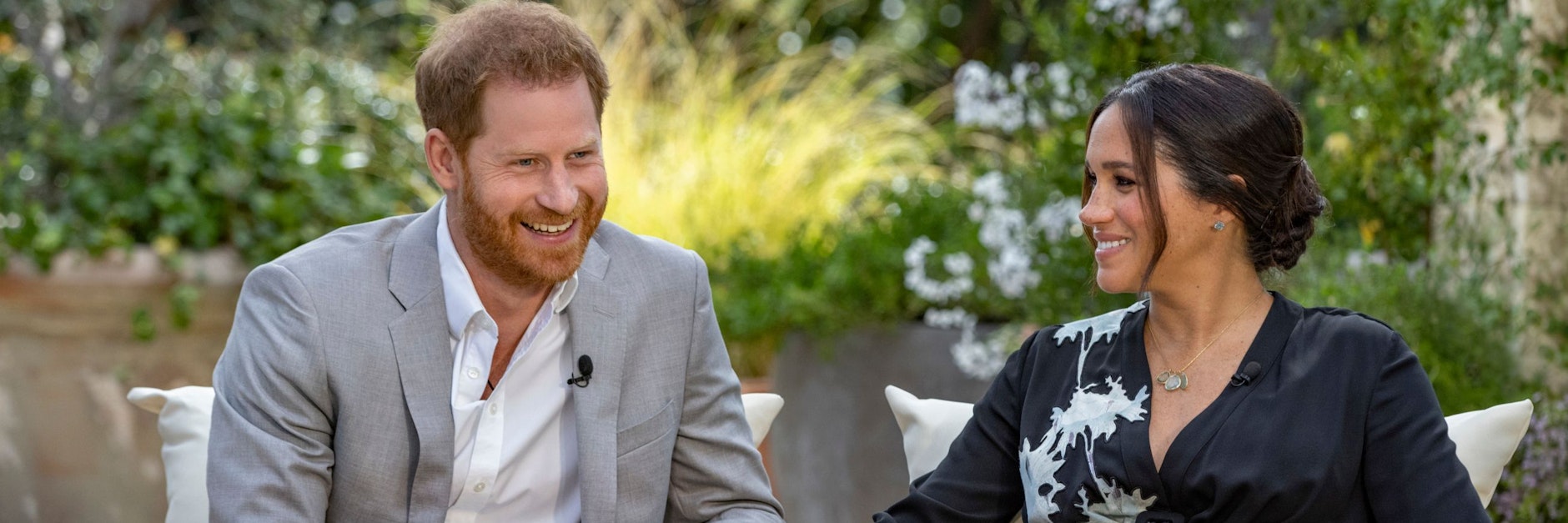Harry und Meghan können wieder lachen: Sie scheinen im Interview sichtlich erleichtert.