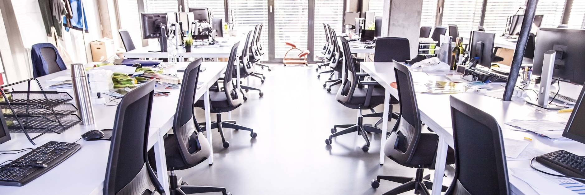 Ein verwaistes Großraumbüro (Symbolfoto).