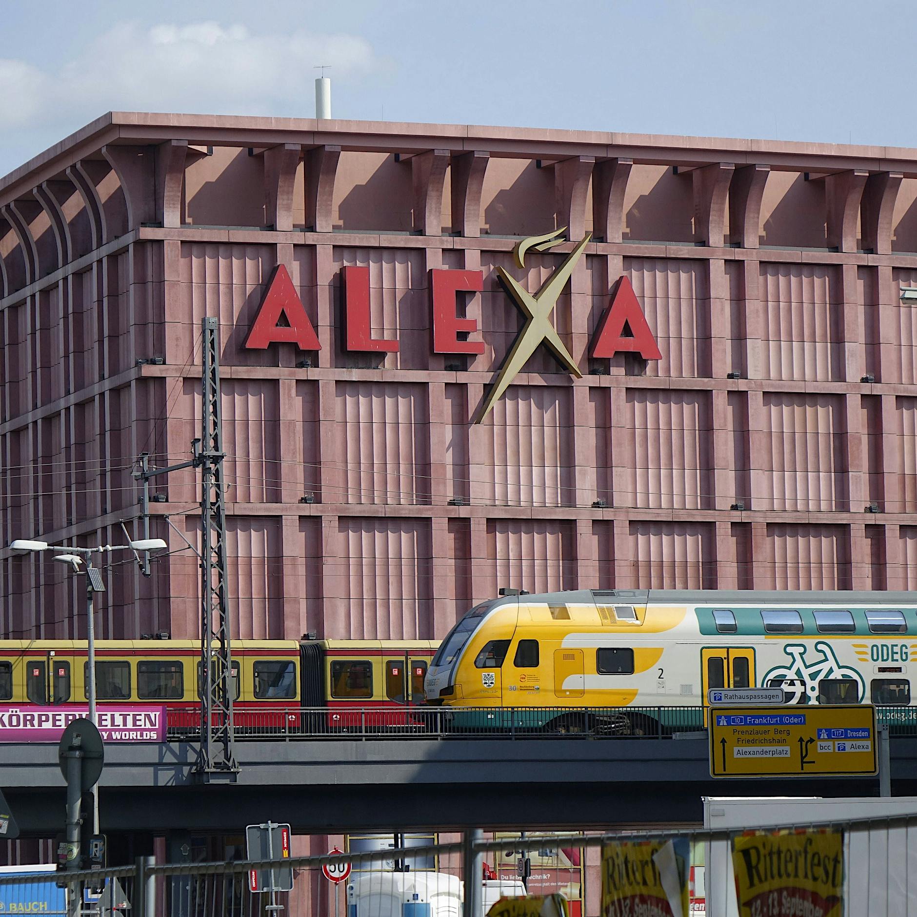 Alexa oder Fernsehturm: Gebäude, die wir in Berlin nicht mehr sehen wollen