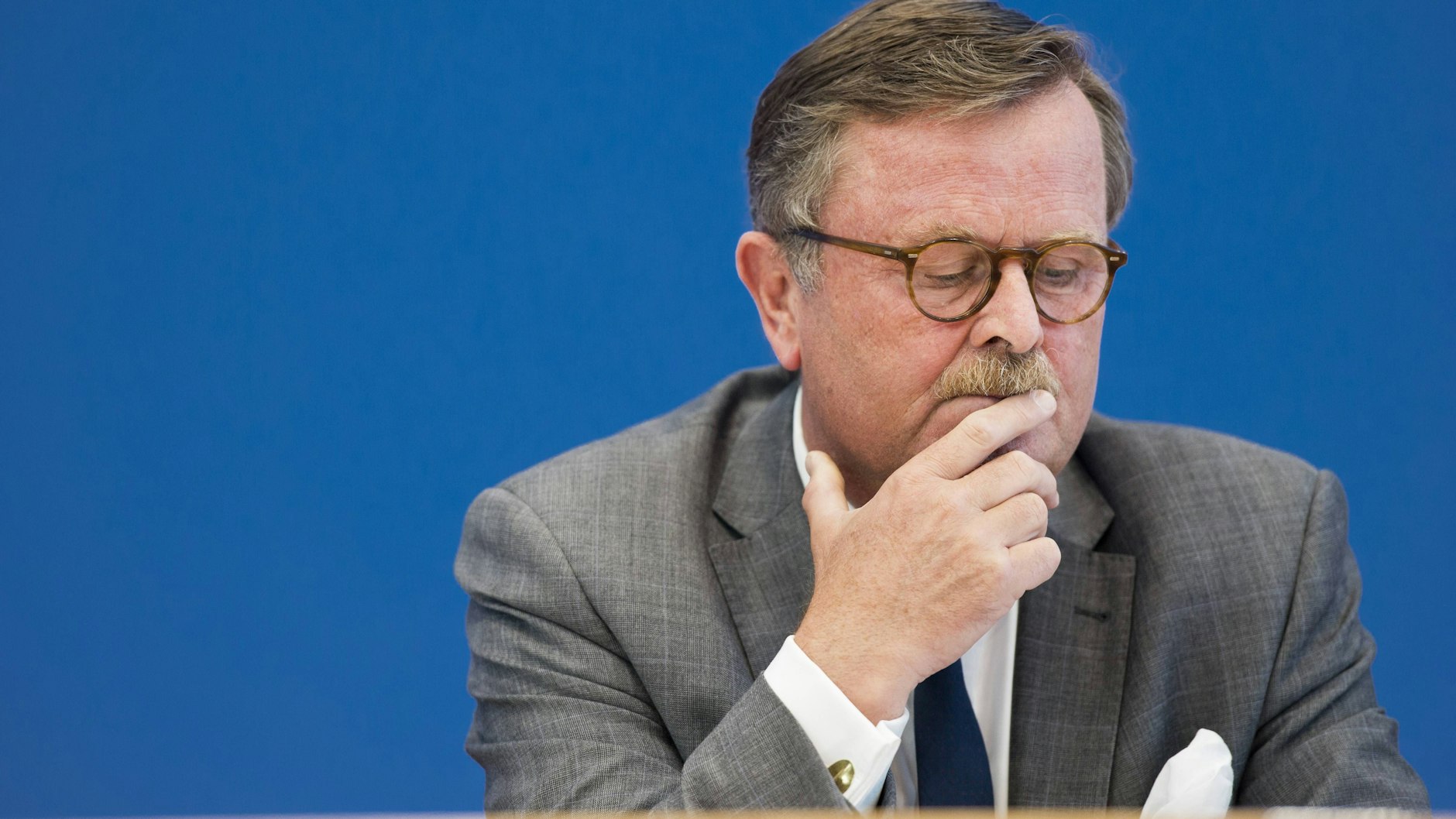 Weltärztepräsident Montgomery hat darauf hinwiesen, dass Triage in der dritten Welle wieder thematisiert werden könnte. 