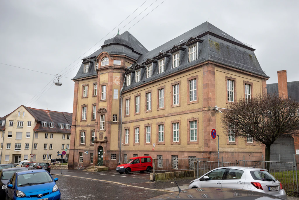 Weimar: Maskenpflicht in Schulen bleibt, sagt das Bildungsministerium Thüringen
