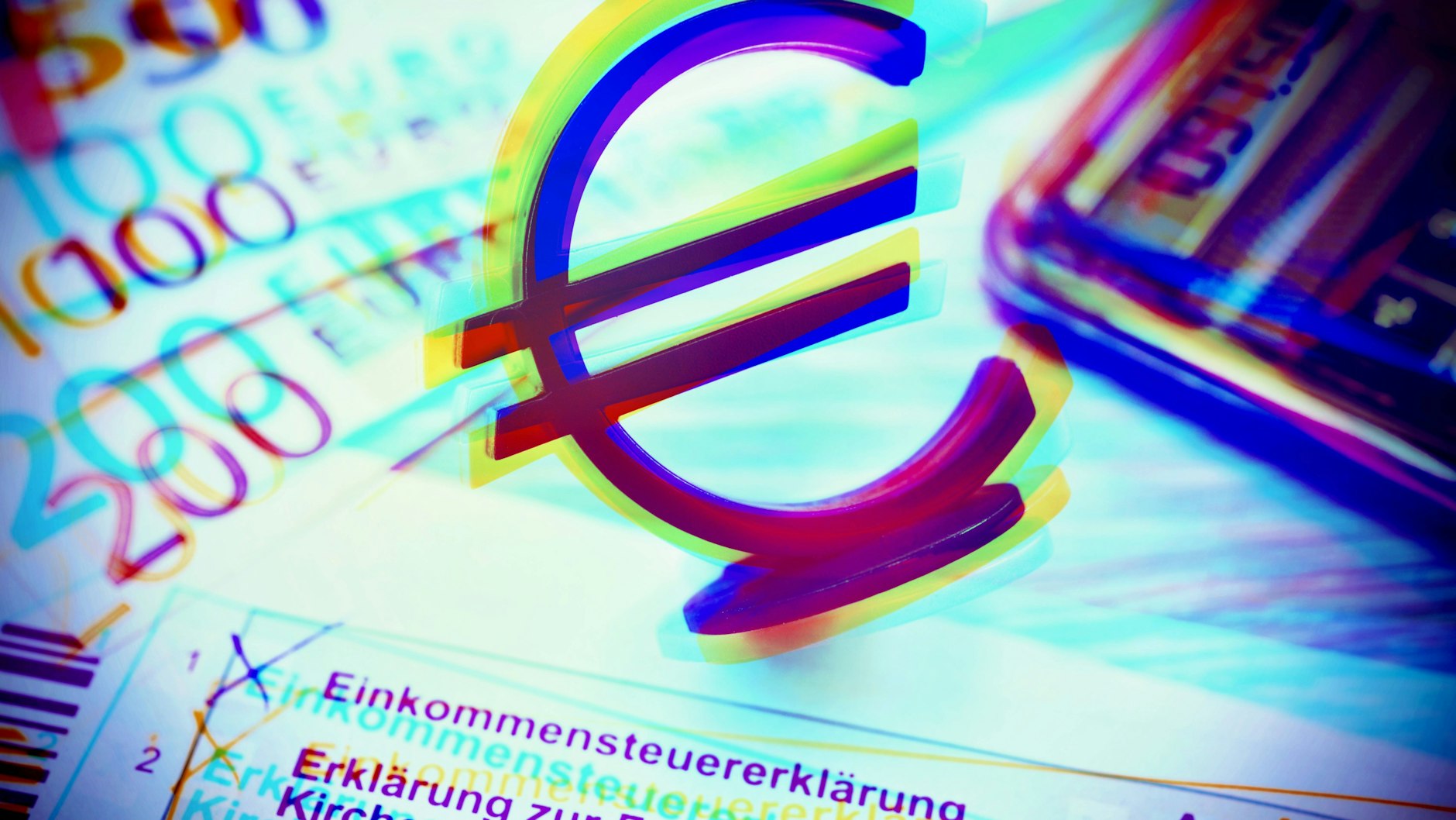 Wer seine Steuererklärung für 2020 macht, sollte darauf achten, Homeoffice-Pauschale und Fahrtkosten getrennt abzusetzen (Symbolbild).