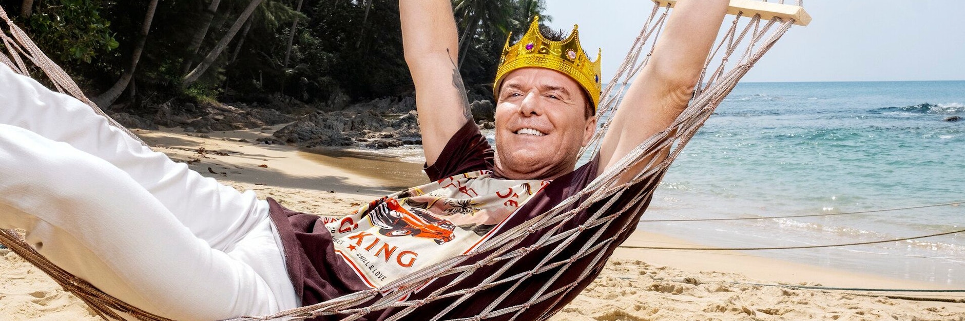 Prinz Marcus kam, gab homophobe Beleidigungen von sich und flog wieder raus.