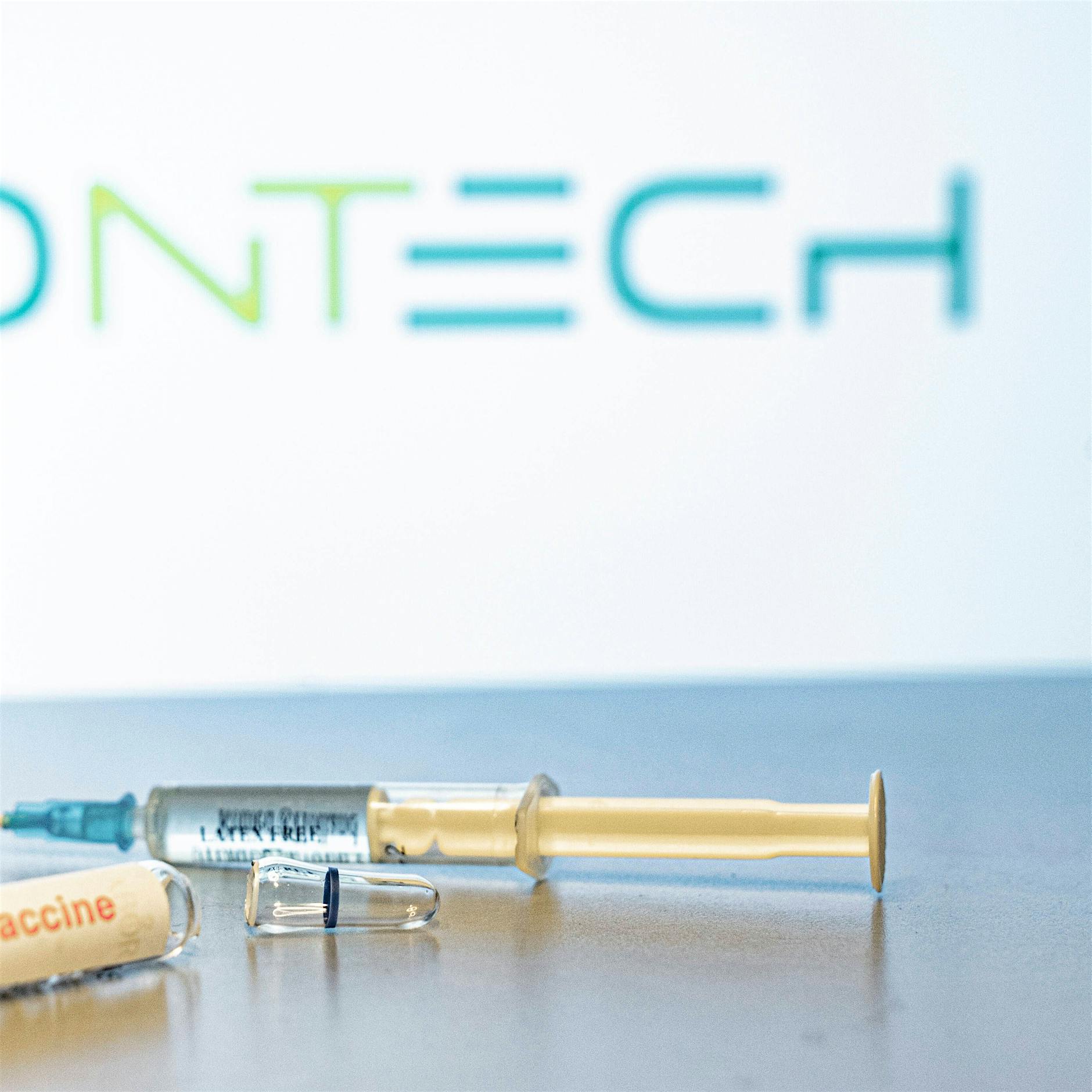 Studie: Südafrika-Mutation kann offenbar Biontech-Impfstoff durchbrechen