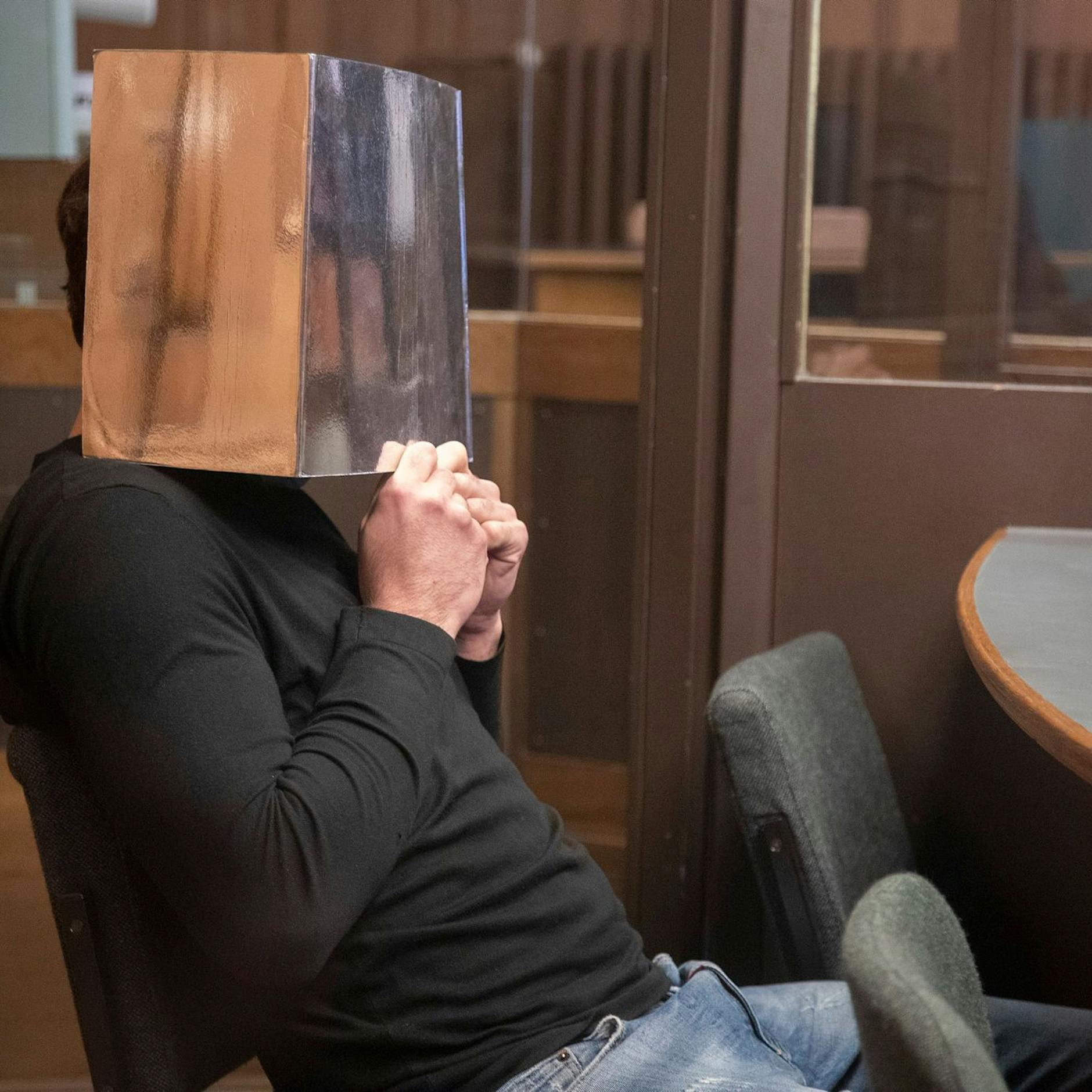 Ab in die Zelle! Kudamm-Raser fährt schnurstracks in die JVA ein