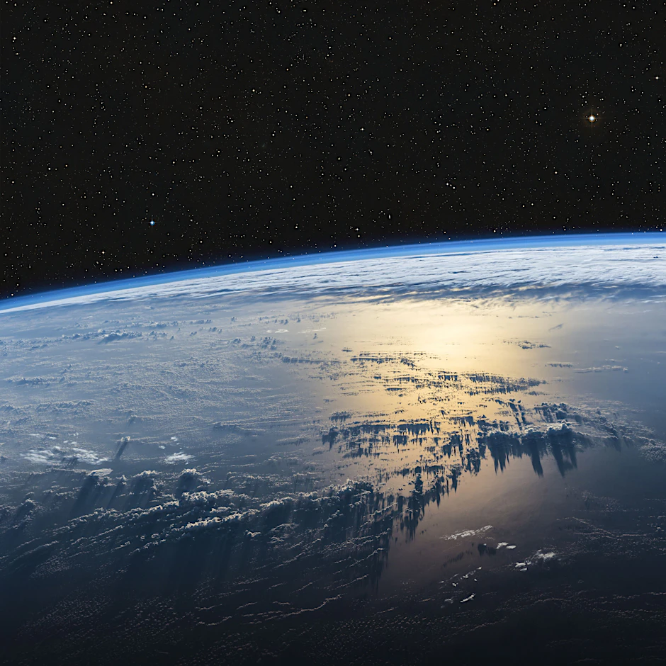 Blick auf die Erde. In der Atmosphäre unseres Planeten ist der Kohlendioxid-Anteil so hoch wie seit Millionen Jahren nicht.&nbsp;