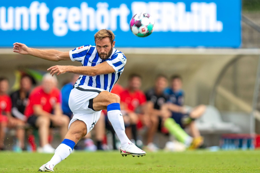 Vierter Covid-19-Fall: Hertha muss in Quarantäne und ...