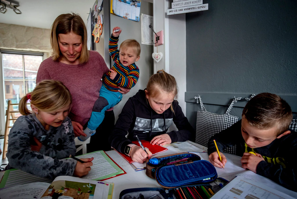 Erschöpfte Familien: „Es zermürbt uns Eltern. Und die Kinder merken das“