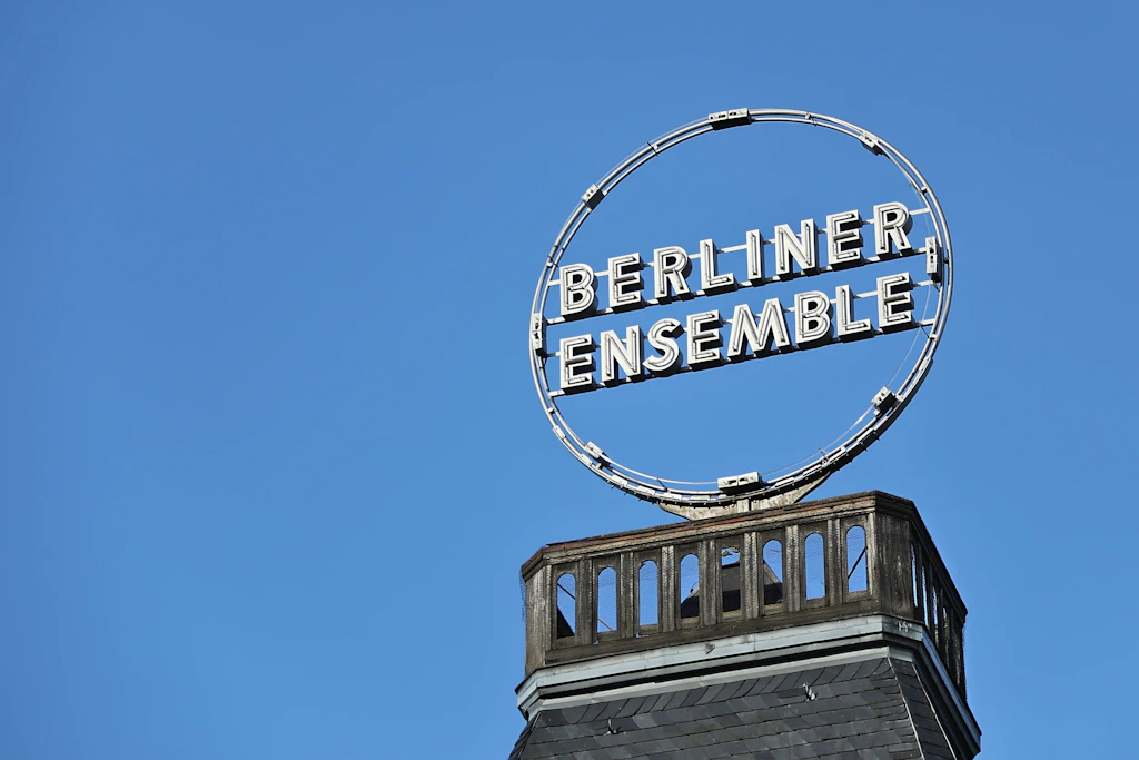 Das Berliner Ensemble distanziert sich von Bernd Stegemann
