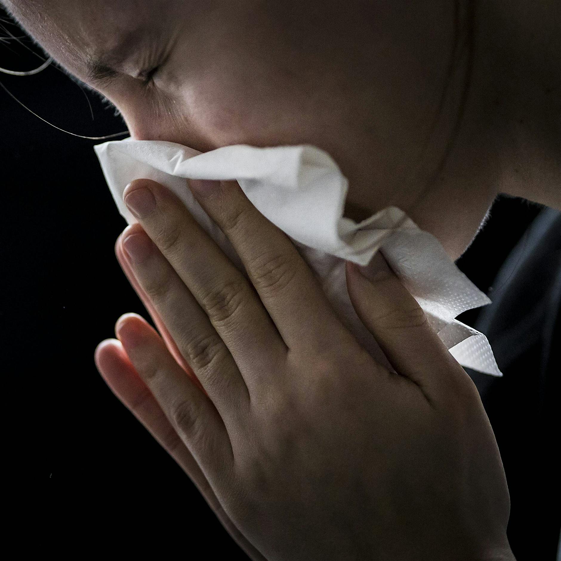 Pollen im Anflug: Wie Heuschnupfen diagnostiziert wird