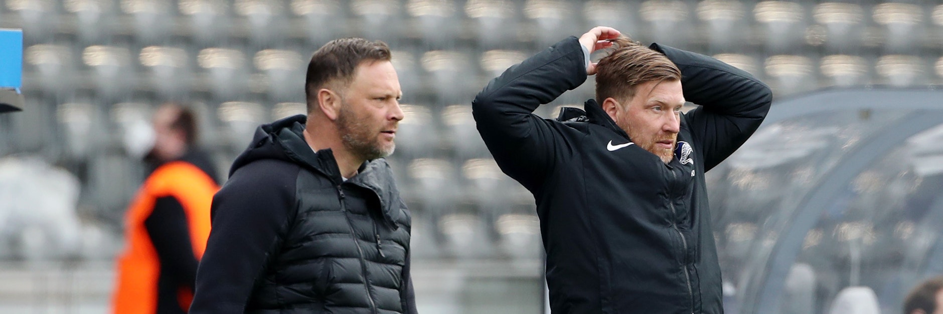 Pal Dardai wurde positiv auf Covid-19 getestet, Co-Trainer Zecke Neuendorf (r.) gilt als Kontaktperson 1. Grades. 