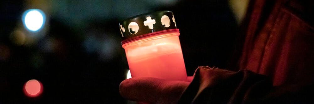 Mehr als 24 Jahre nach dem Fund einer Männerleiche in einer Sandgrube im Kreis Kleve beginnt am Dienstag vor dem Landgericht Aachen ein Mordprozess.