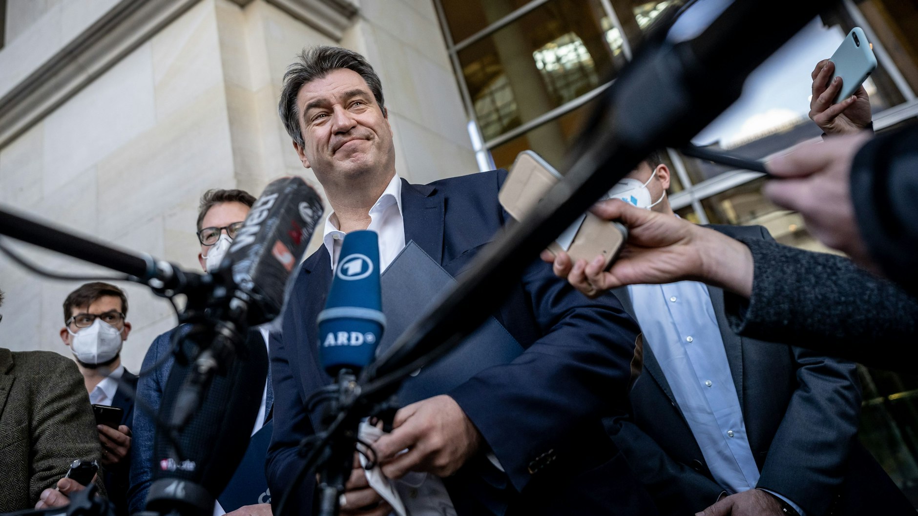 Macht er das Rennen? Markus Söder (CSU), Ministerpräsident von Bayern und CSU-Vorsitzender, nach der Sitzung der CDU/CSU Fraktion im Bundestag.&nbsp;&nbsp;