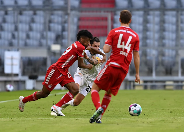 The masked winger! Unions Kapitän Christopher Trimmel spielt jetzt mit ...