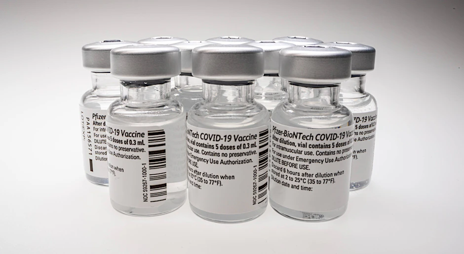 Der Impfstoff von Biontech/Pfizer: Laut einem Medienbericht soll Deutschland bald mehr als fünf Millionen Dosen pro Woche bekommen.