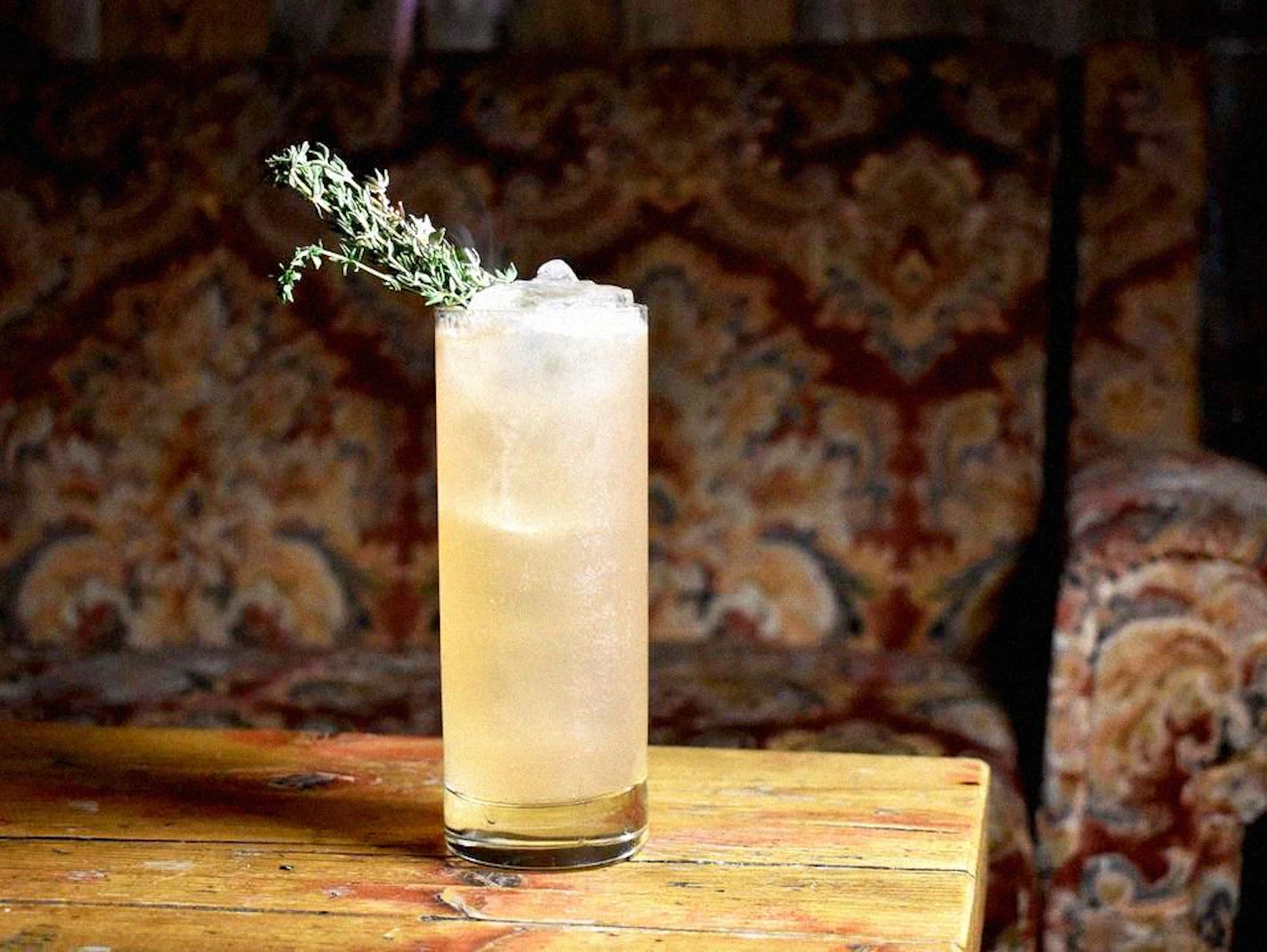 Thymian auf Gin Der „Thyme of my Life“ aus der Bar Krass Böser Wolf