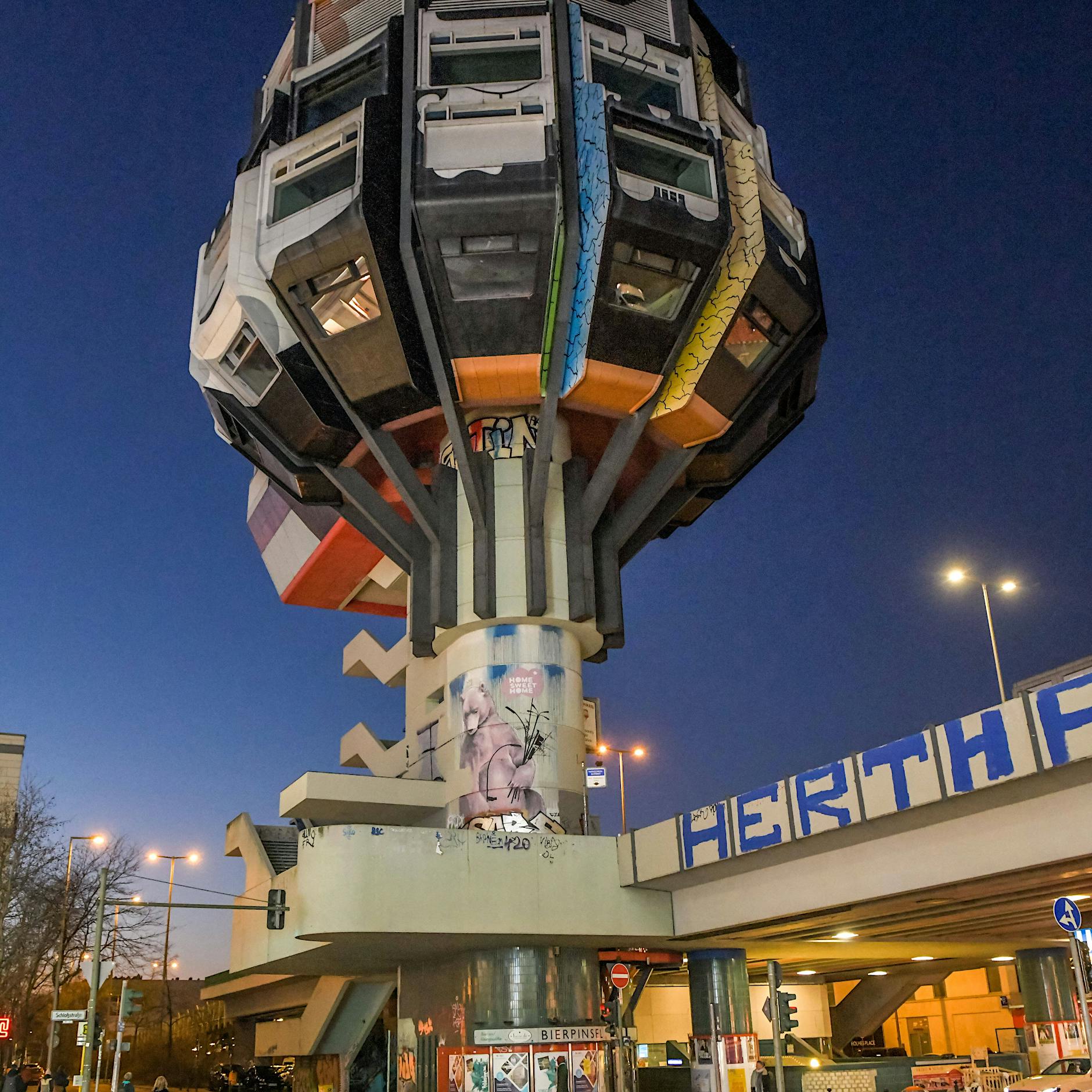 Alexa, Potsdamer Platz, Bierpinsel: Was Sie in Berlin abreißen wollen