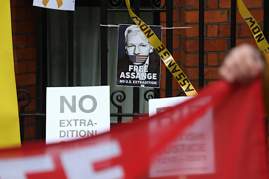 Am vergangenen Sonntag war Julian Assange exakt zwei Jahre in London in Haft. Anhänger demonstrierten am Jahrestag für seine Freilassung.&nbsp;