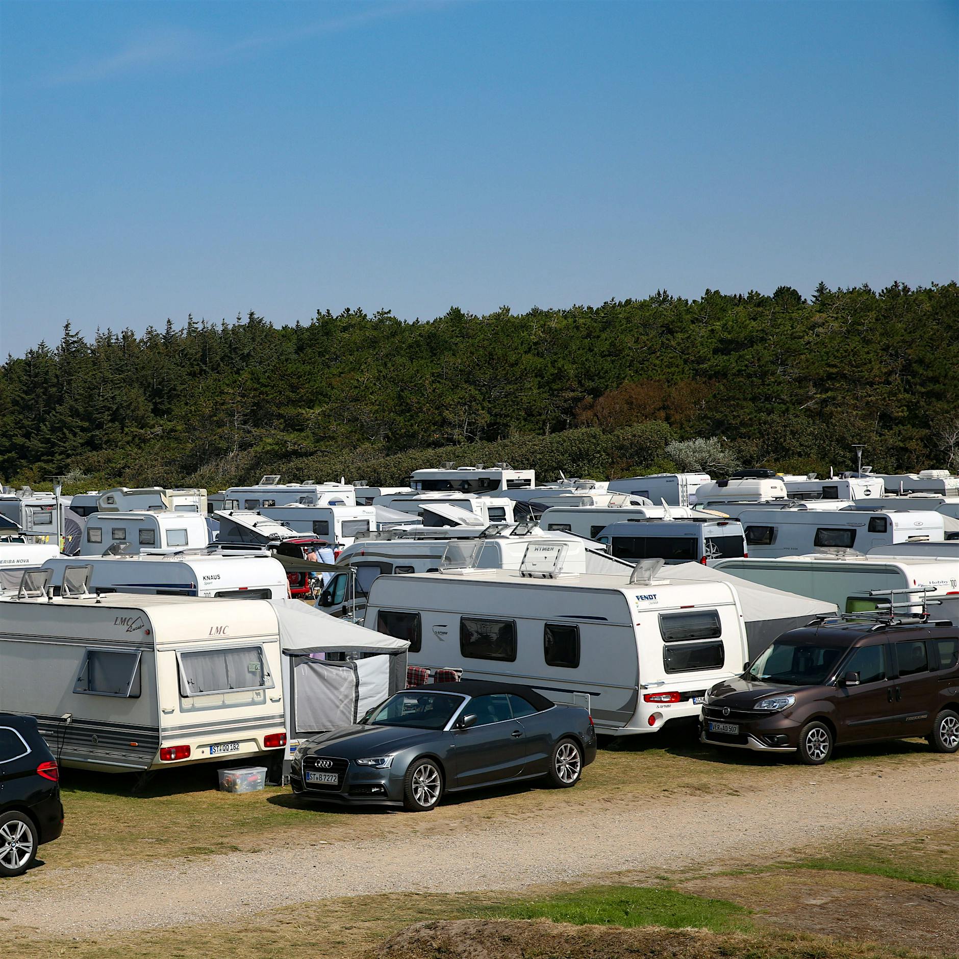 Wohnmobil-Korso: Camper protestieren in Berlin