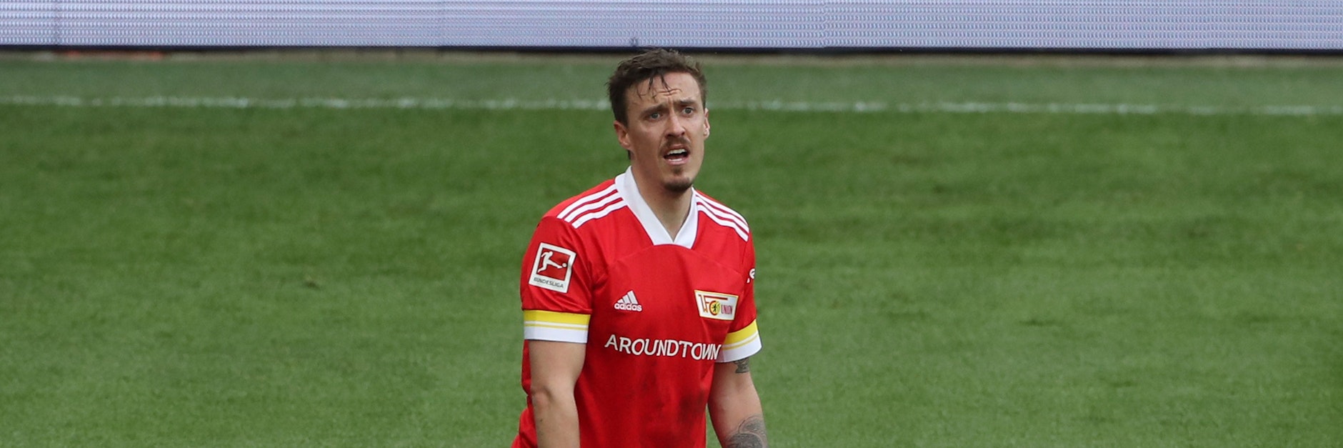 Max Kruse in tiefer Trauer. So hatte er sich das nicht vorgestellt mit seinem Kopfball in Minute 73. Drüber statt drin.<br>