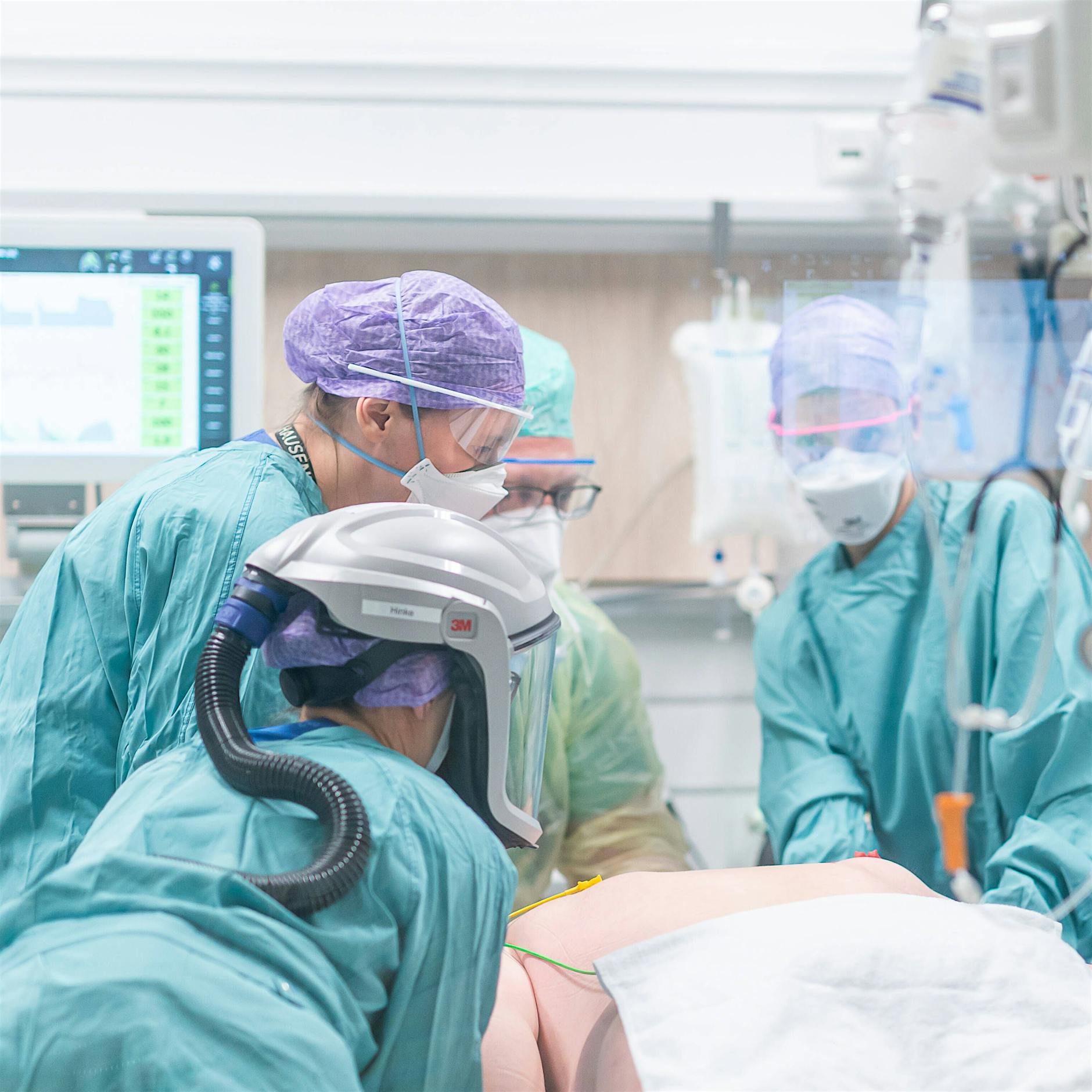 RKI-Zahlen am Sonntag: 19.000 Corona-Neuinfektionen und 67 neue Todesfälle