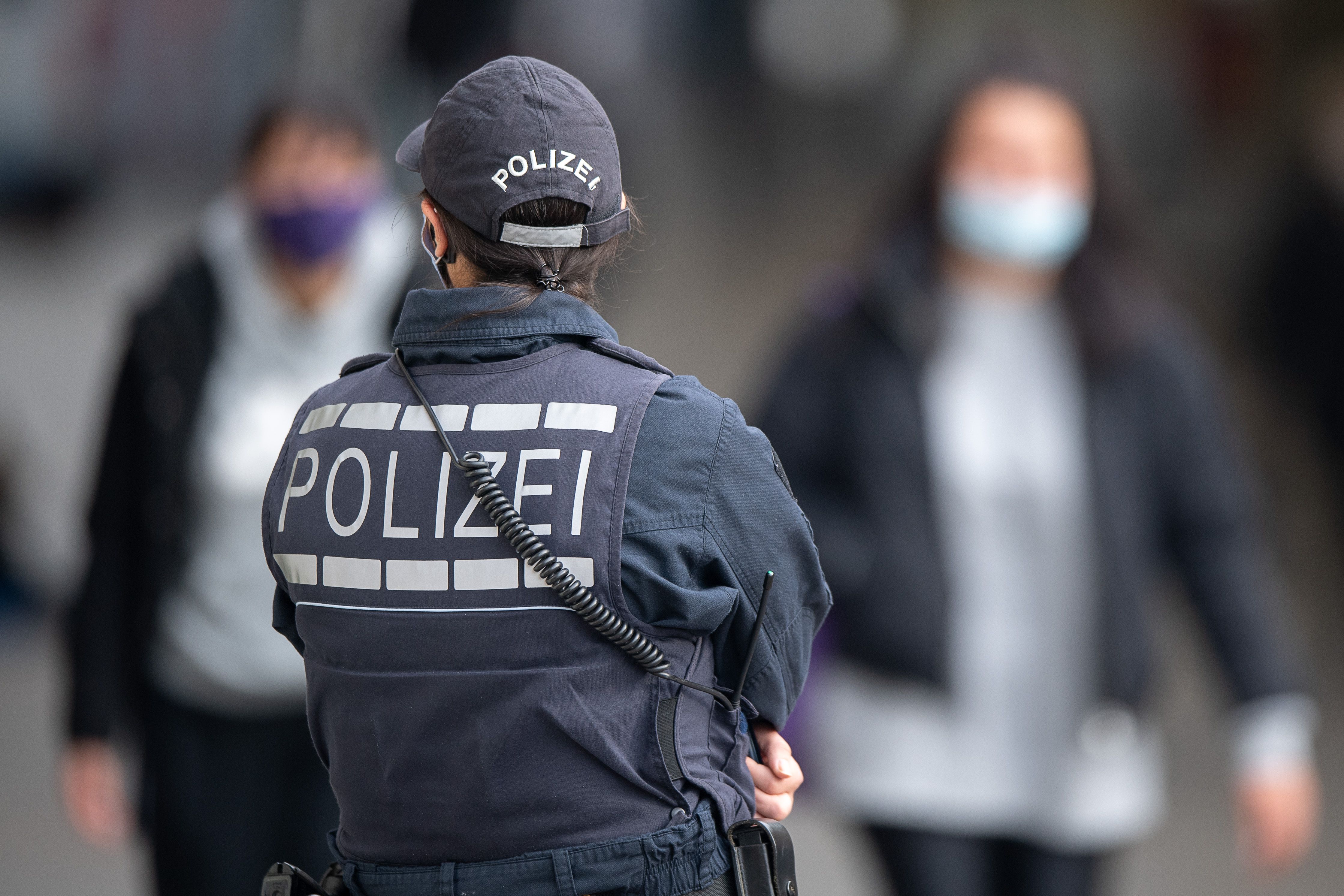 Polizei Stuttgart Wappnet Sich Für „Querdenker“-Demonstration