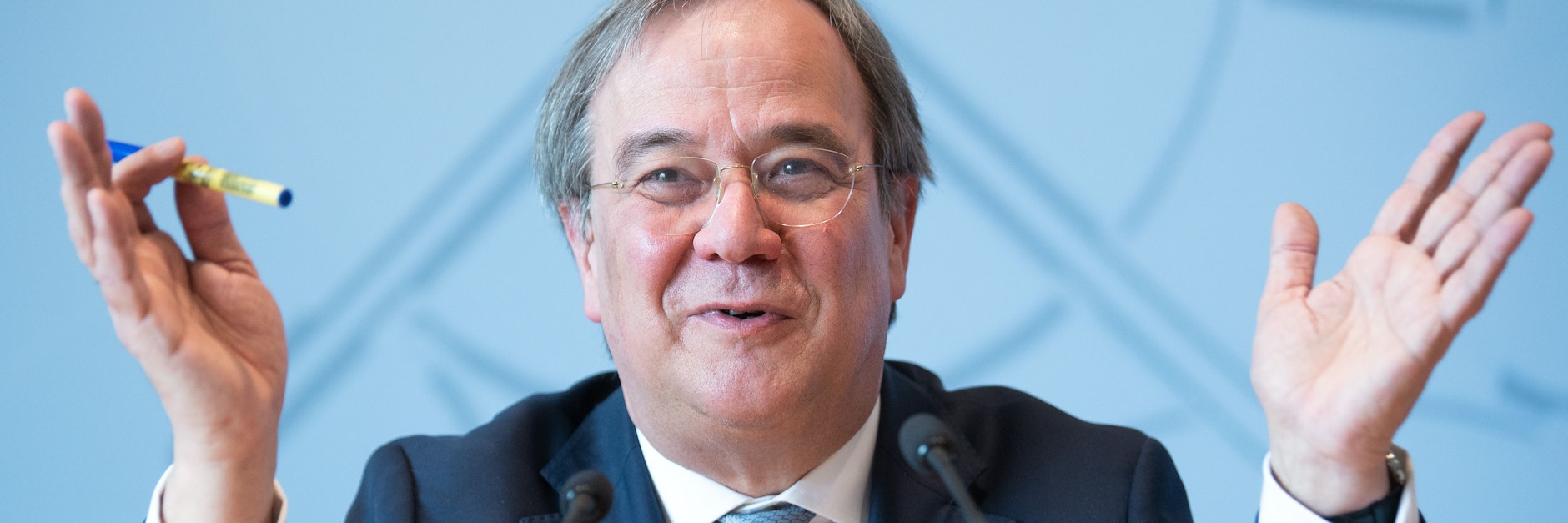 &nbsp;Armin Laschet (CDU), Ministerpräsident von Nordrhein-Westfalen, spricht während einer Pressekonferenz. Der CDU-Bundesvorstand hat sich klar für Parteichef Armin Laschet als Kanzlerkandidaten der Union ausgesprochen.&nbsp;