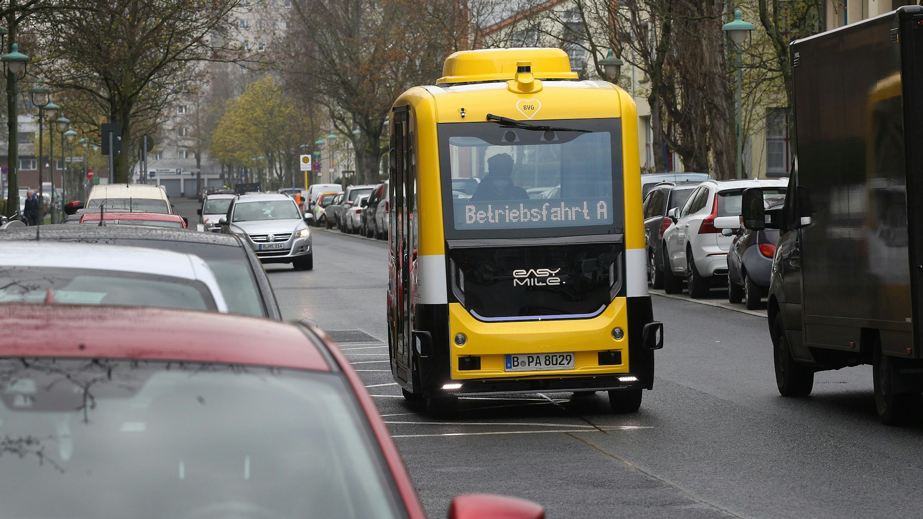 Leider nur eine Betriebsfahrt. Während der ersten Etappe des Forschungsprojekts 2019/20 war die heutige Linie 328A gut genutzt.