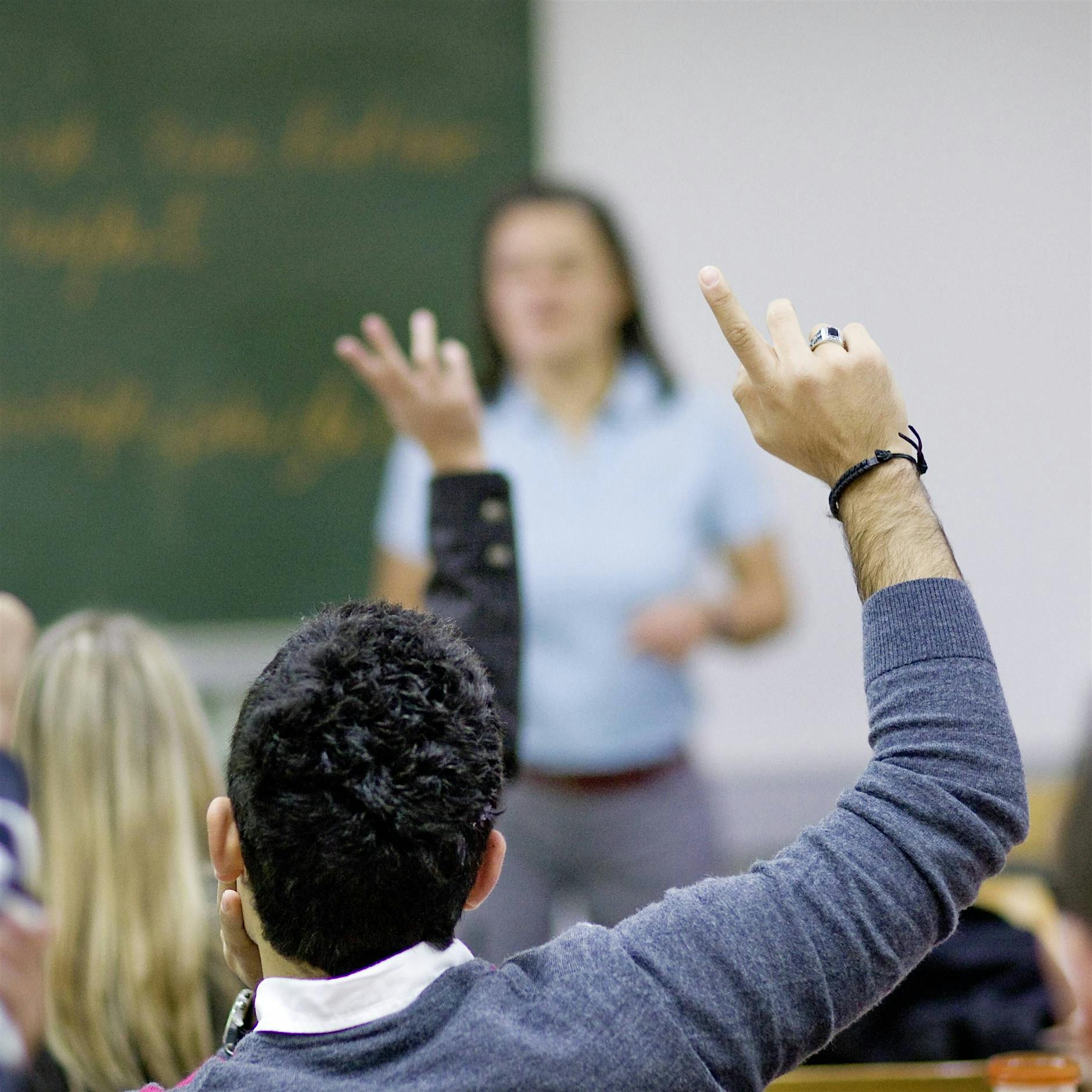 Lehrerverband: Grenzwert für Schulschließungen weiterhin zu hoch