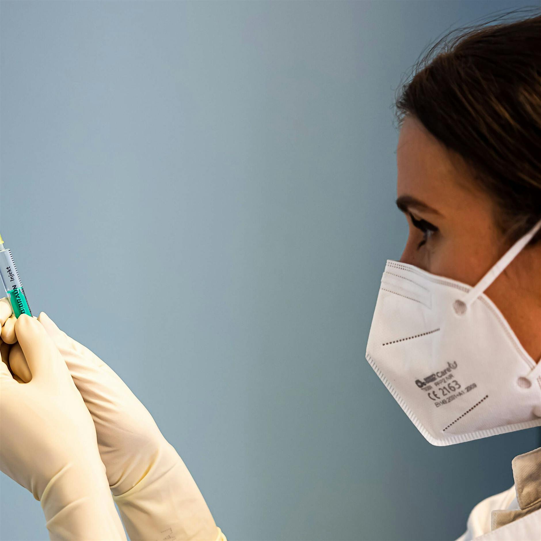 Pandemie-Prognose: Braucht es künftig jährlich eine Corona-Impfung?