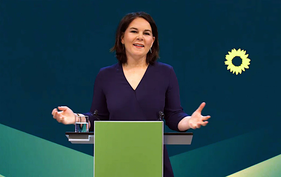 &nbsp;Liegen in einer aktuellen Umfrage des Meinungsforschungsinstituts plötzlich vor der CDU: die Grünen mit Kanzlerkandidatin Annalena Baerbock