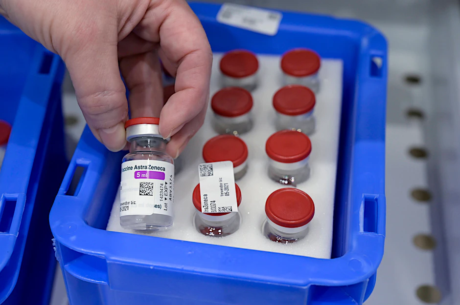 Drei Bundesländer geben Astrazeneca-Impfstoff für alle frei