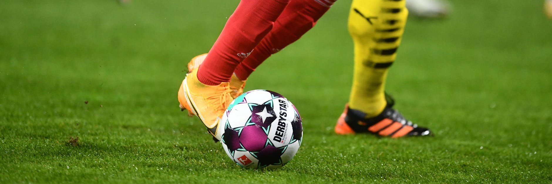 Heute gilt es – Schwarz-Gelb gegen Rot: Wer triumphiert am Ende? 