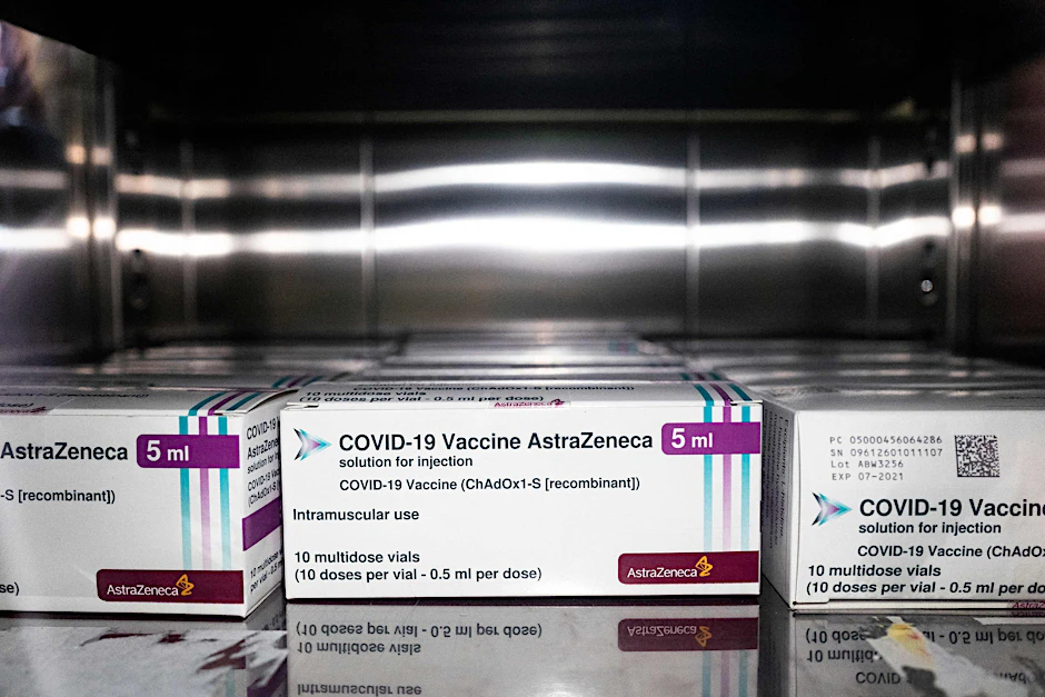 Das Risiko von Hirnvenenthrombosen nach Astrazenca-Impfungen wird neu bewertet.
