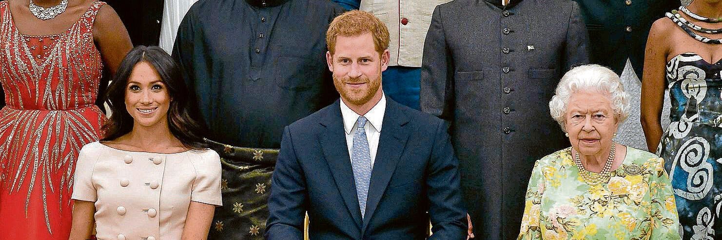 Laut eines Insiders herrscht keine Funkstille zwischen Meghan und Harry und der Royal Family.