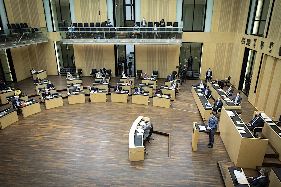 Der Bundesrat hat am Donnerstag die Bundes-Notbremse gebilligt.